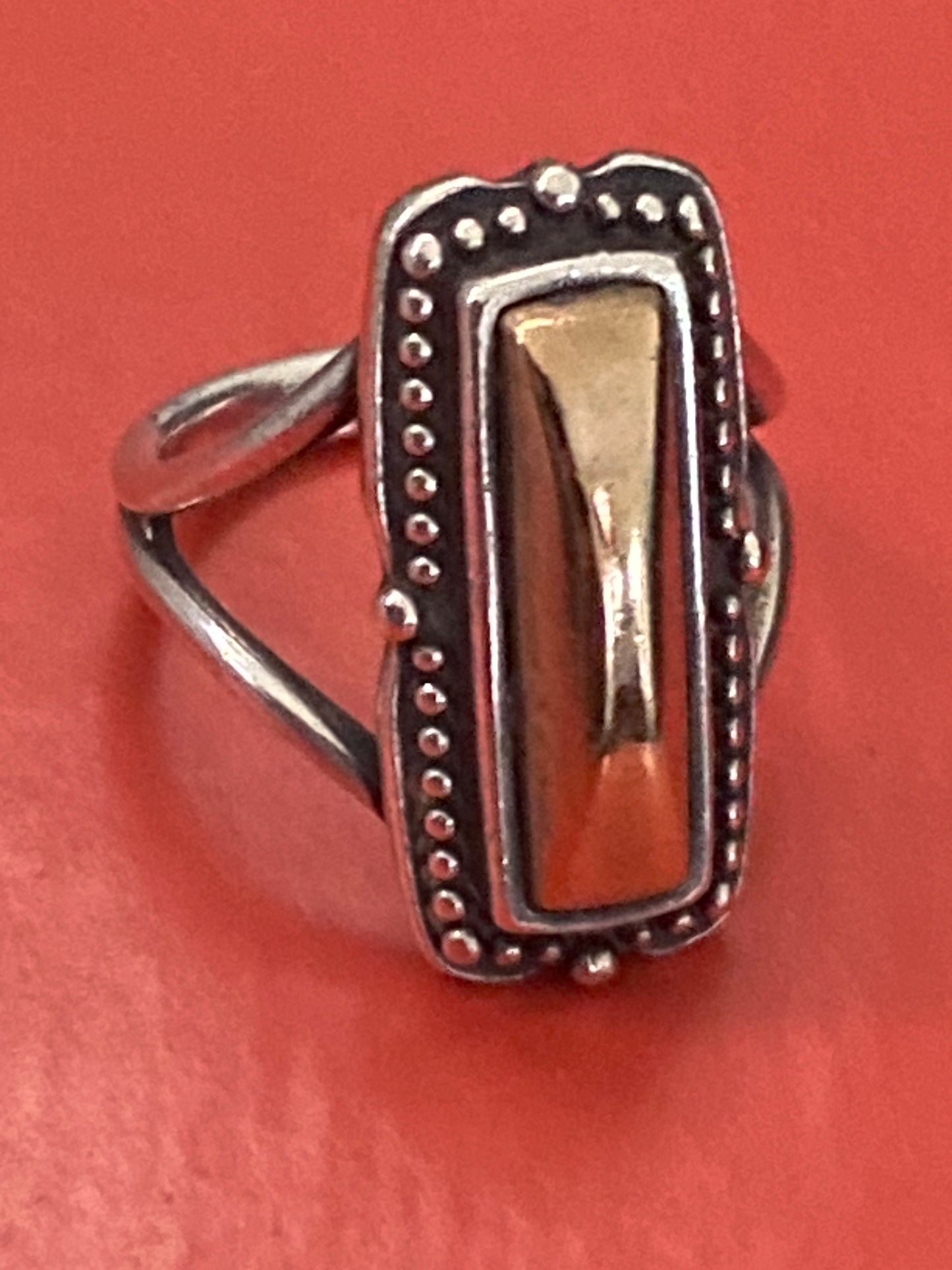 Preowned James Avery Retired Heirloom Bronze and Silver Ring Size 9