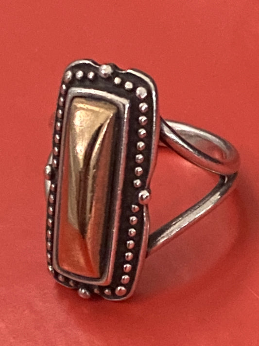 Preowned James Avery Retired Heirloom Bronze and Silver Ring Size 9