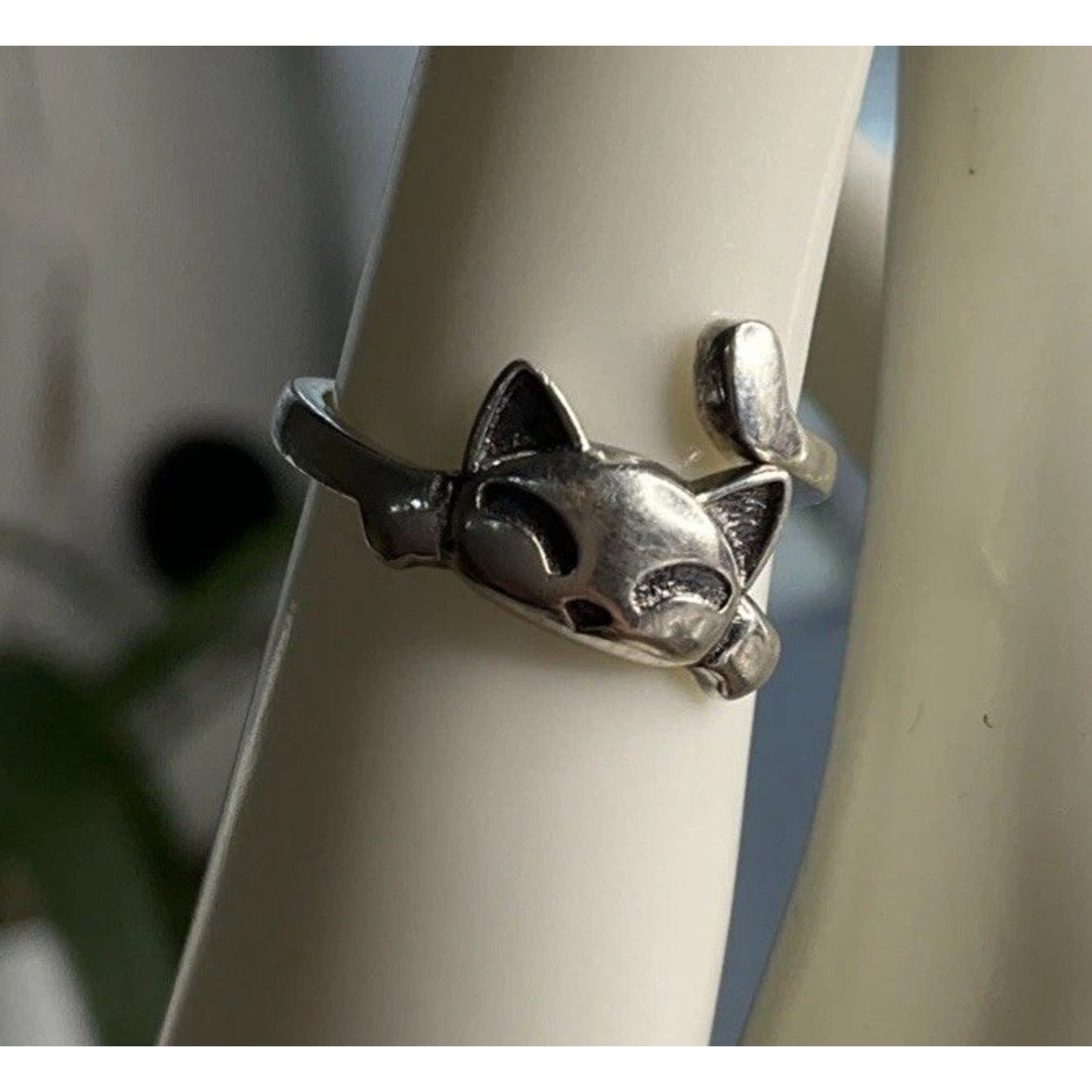 Vintage Sterling Silver Cat Ring 925 Sleeping Kitty Ring Size 4.5 Animal Jewelry