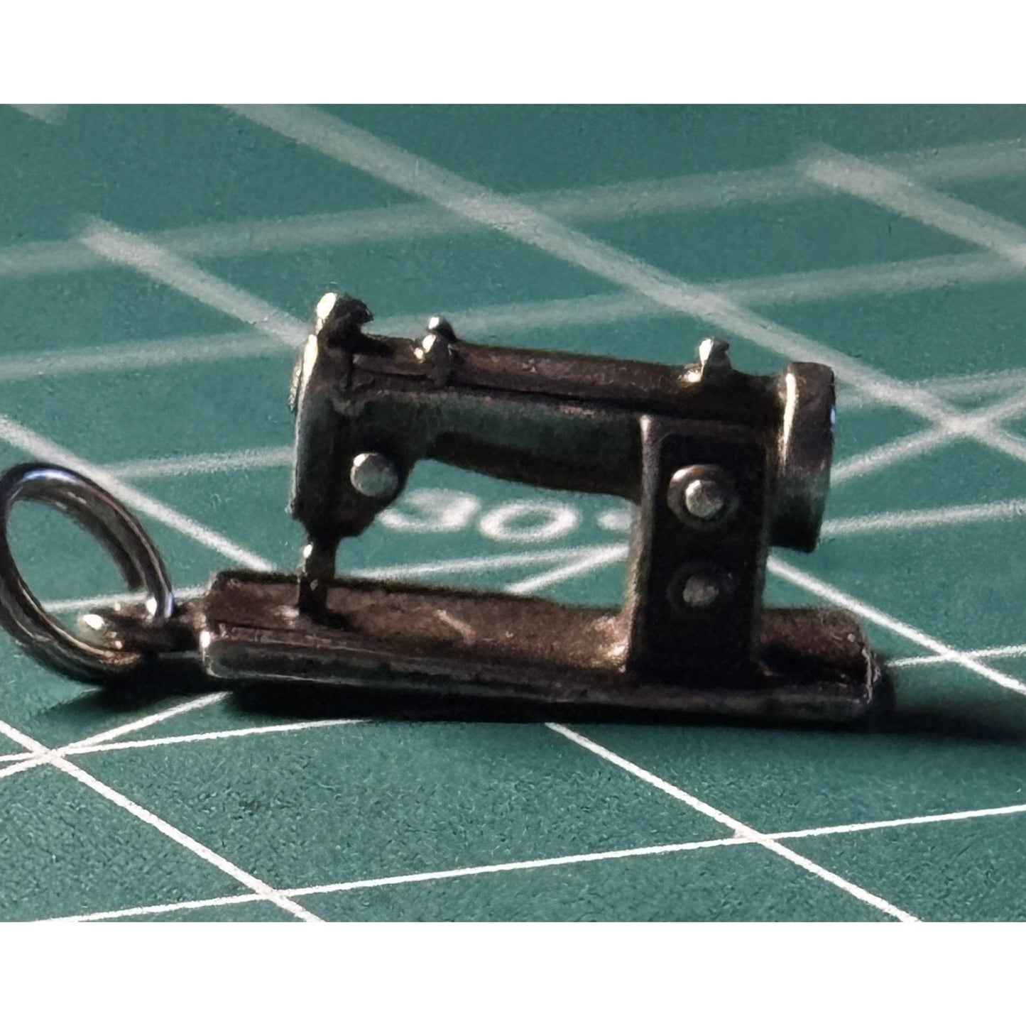 Vintage Sterling Silver 3D Detailed Sewing Machine 925 Charm