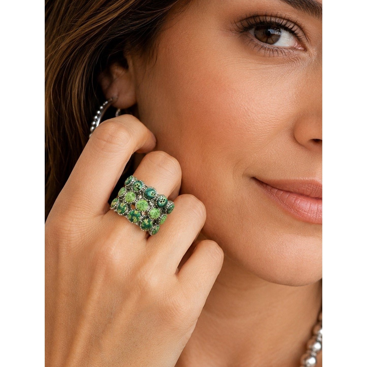Viva Beads Green Hand Painted Statement Ring Silver Tone Wide Band Size 6.75