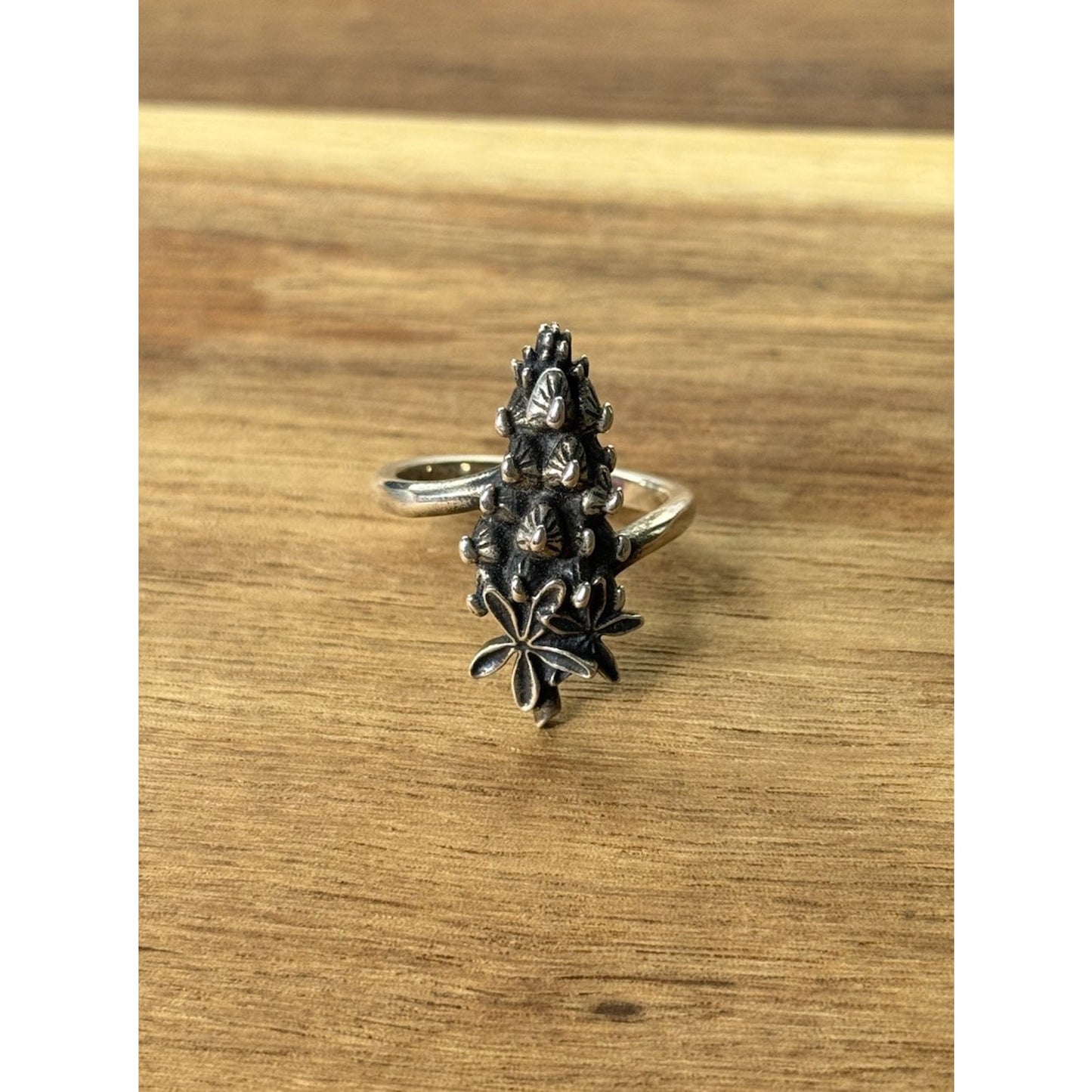 James Avery Retired Sterling Silver Texas Bluebonnet Ring Size 8