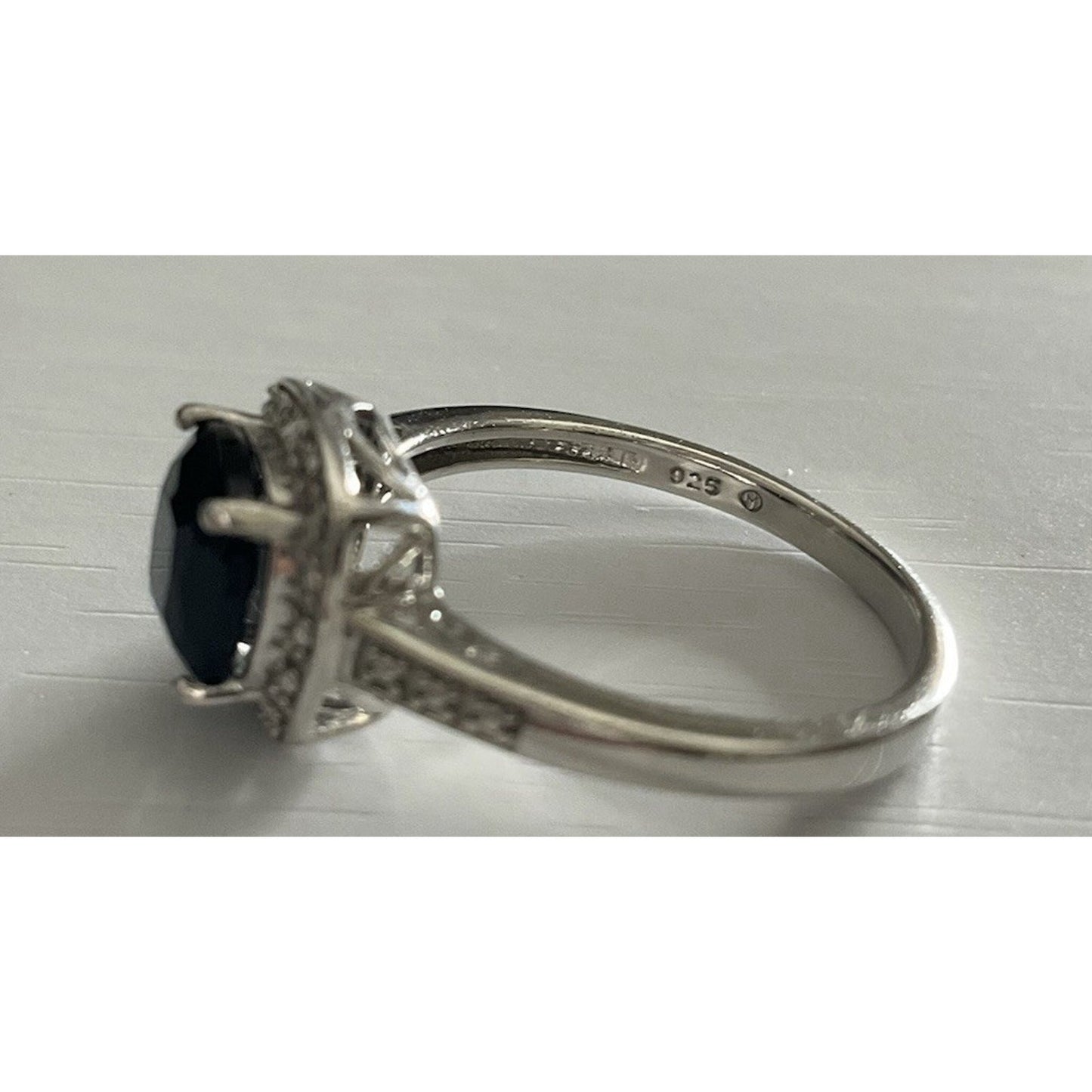 Sterling Silver 925 M Black Onyx Halo Ring CZ Accents Size 7.5