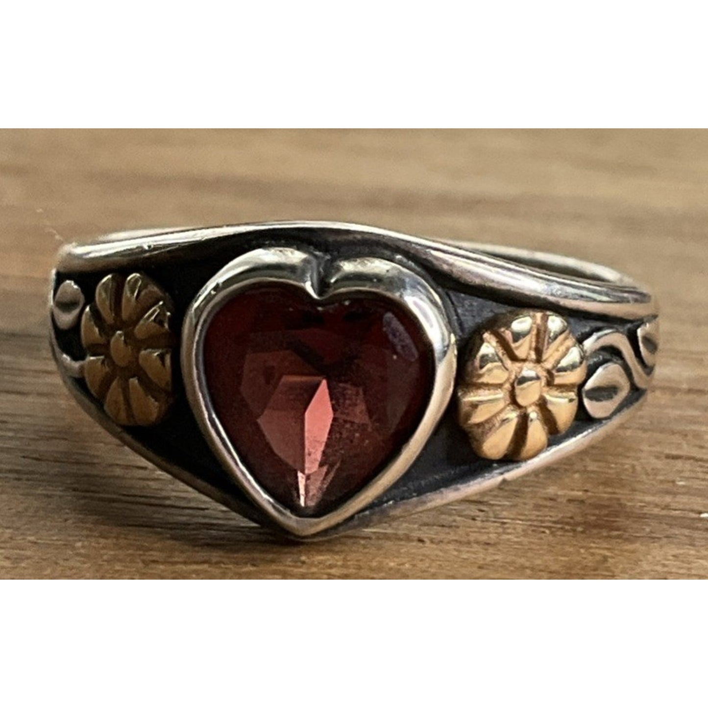 Retired James Avery Sterling Silver And 14k Gold Garnet Red Heart Ring Size 6