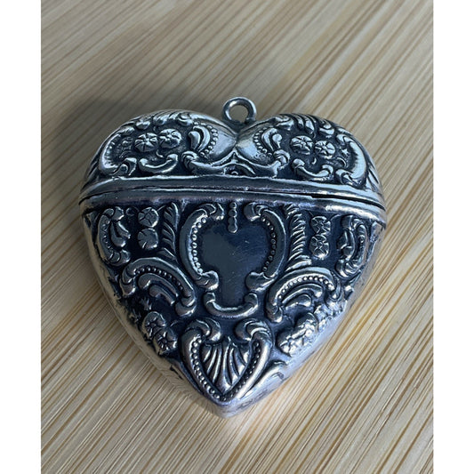 Vintage Victorian Heart Shaped Sterling Silver Repousse Match Safe Pendant 925