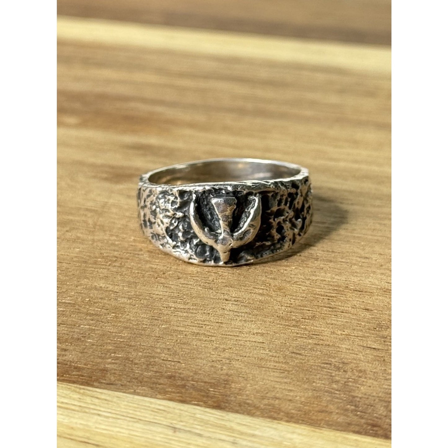 James Avery Retired Sterling Silver Descending Dove Textured Ring Size 10