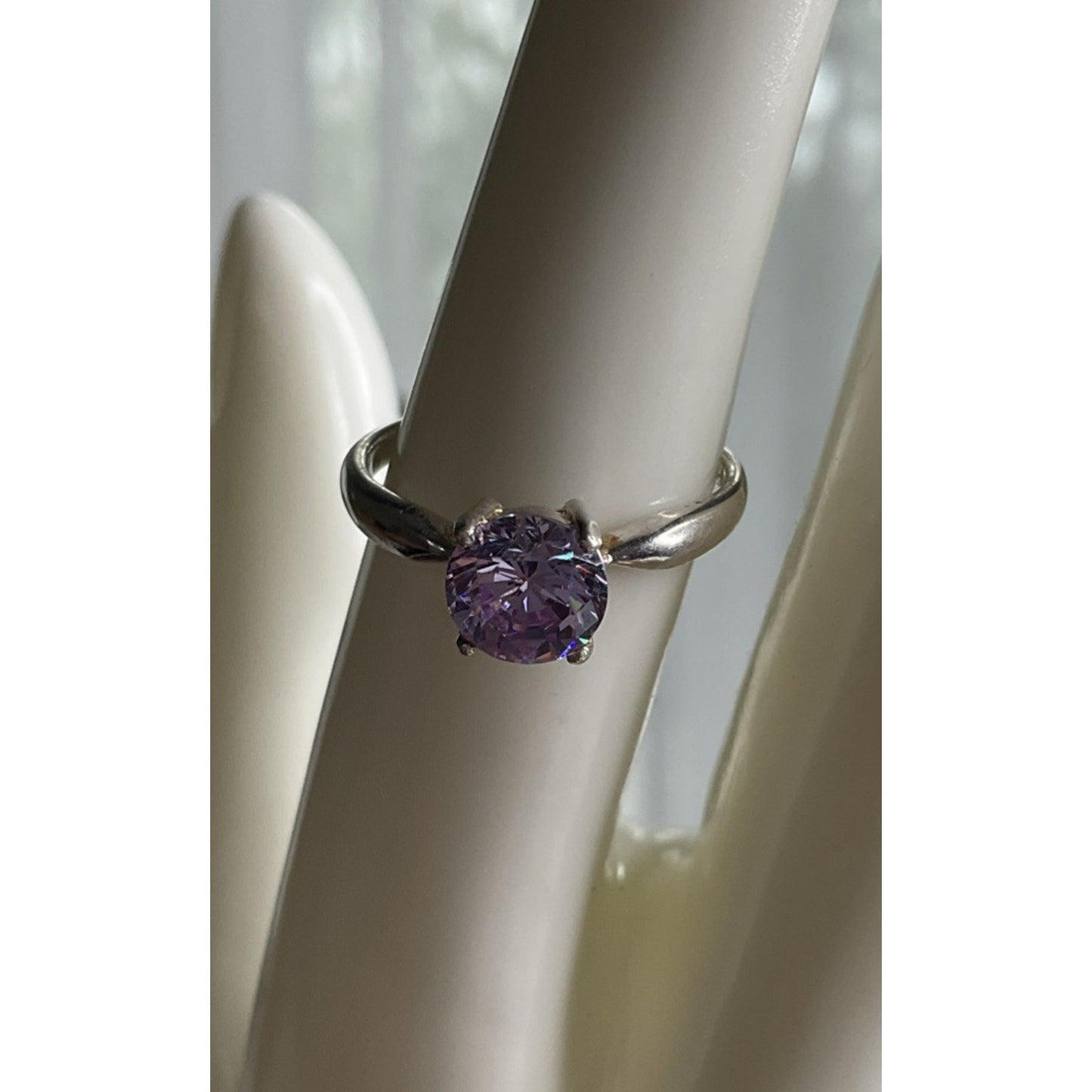 NF 925 Sterling Silver Purple CZ Ring Size 7 Solitaire Lavender Stone