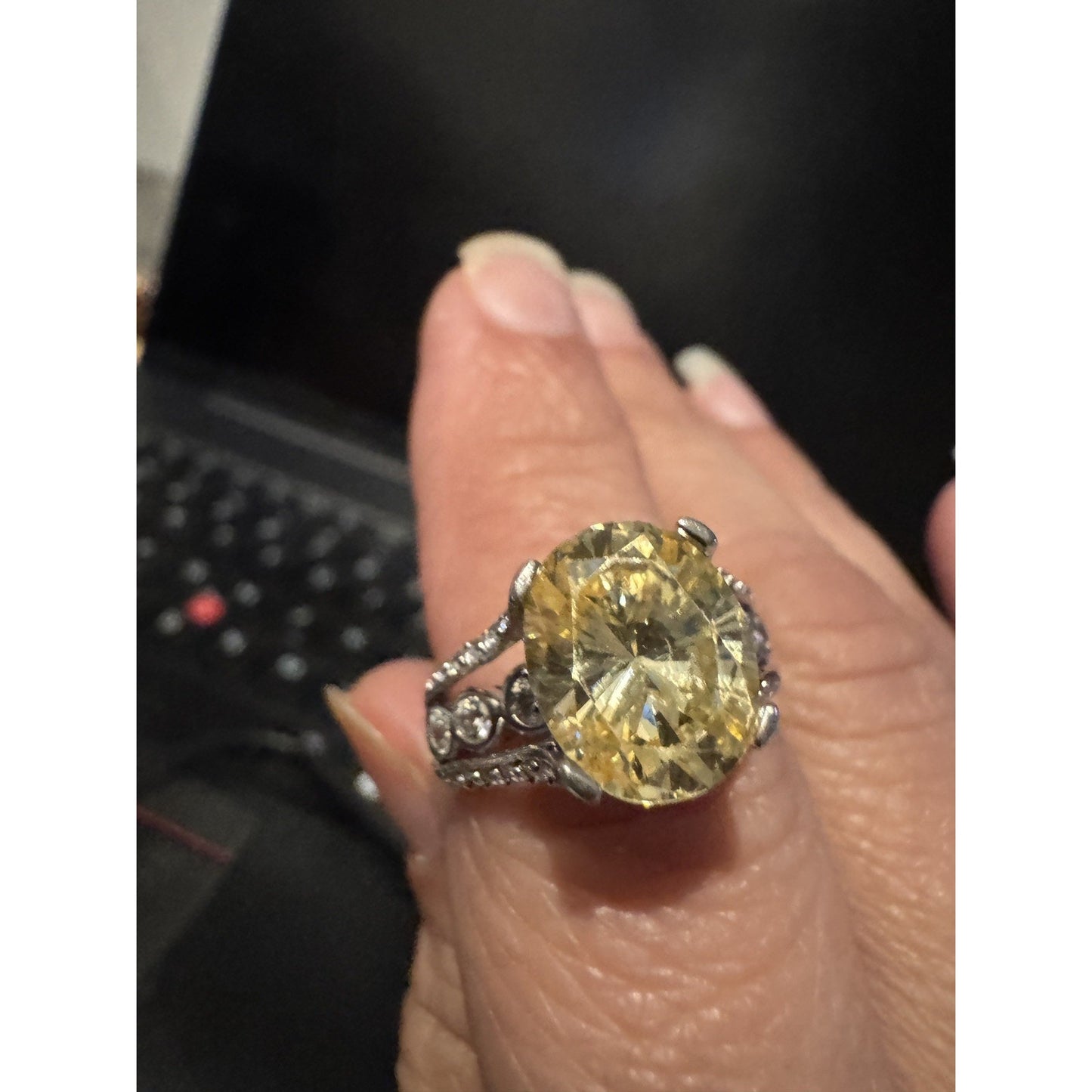 Vintage 925 JS Sterling Silver Yellow Quartz Gemstone Statement Ring Size 7.5