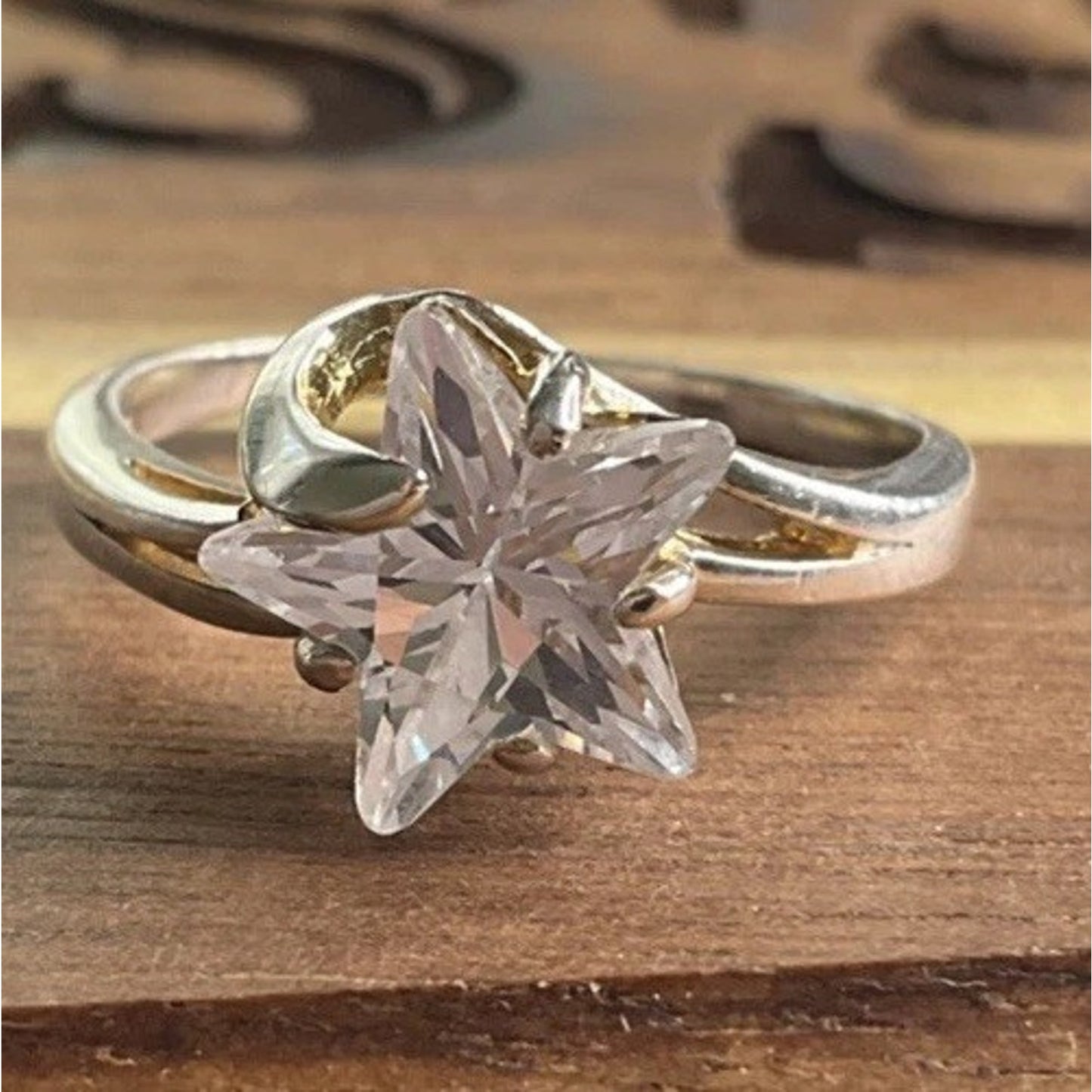SETA Sterling Silver Star Ring 925 Clear CZ Star Statement Ring Size 8