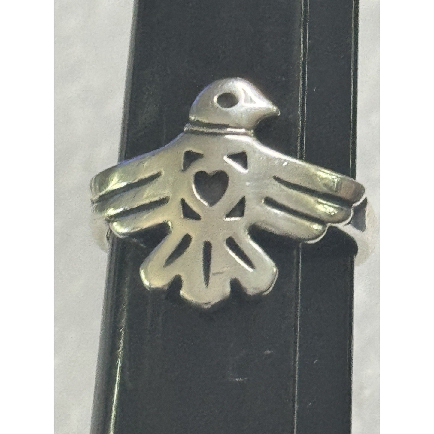 Pre owned HTF James Avery Retired Sterling Silver RAIN DOVE Thunderbird Ring Size 8 MINT