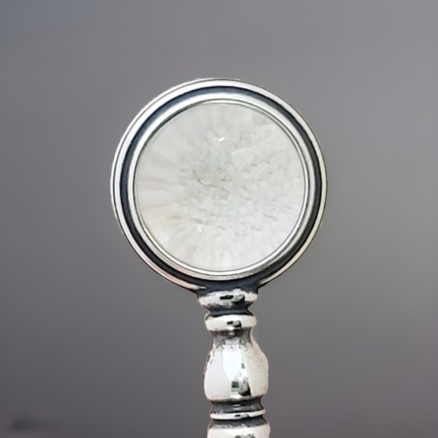 Pre Owned James Avery Look For The Little Things Magnifying Glass Charm In Box