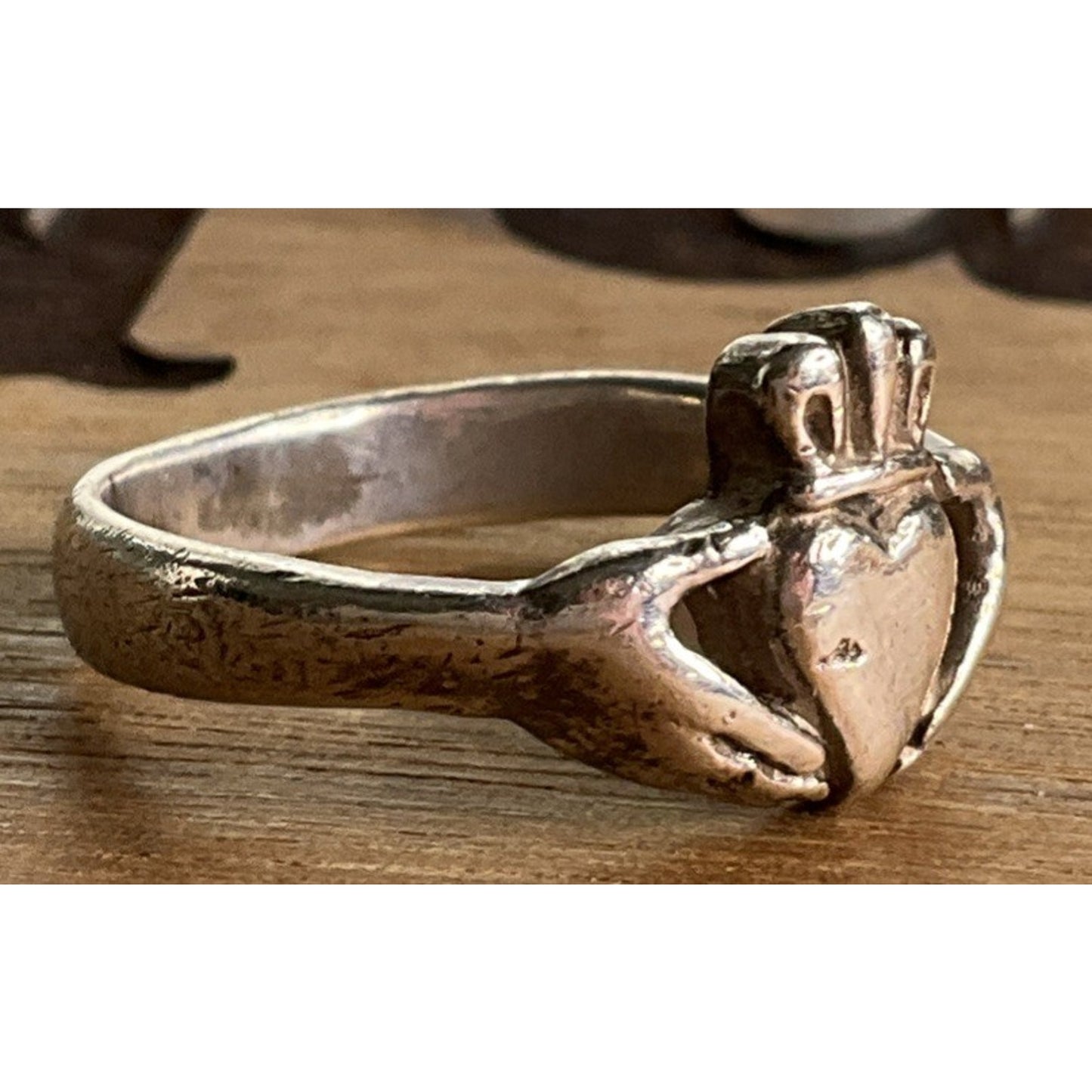James Avery Retired Sterling Silver Claddagh Heart Ring Size 6.5