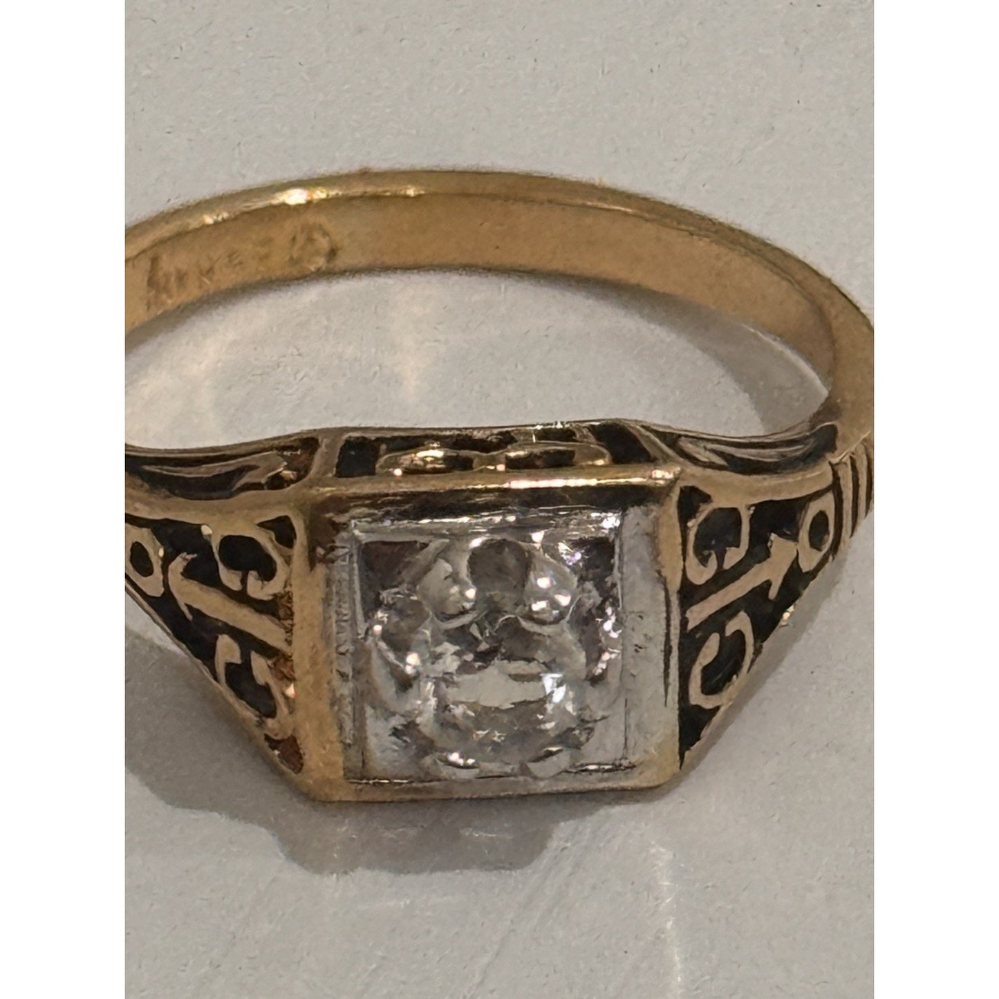 Vintage 18K HGE Yellow Gold Tone Illusion CZ Diamond Ring Art Deco Style 7.5