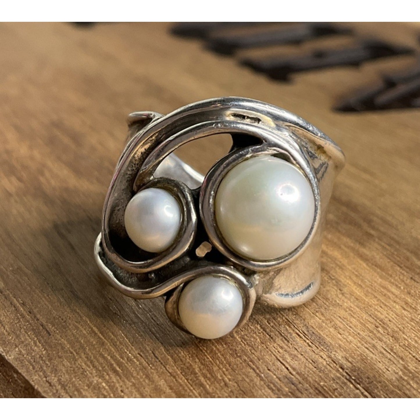 Hagit Gorali HG Sterling Silver Pearl Ring Israel Modernist Statement Ring Sz 7