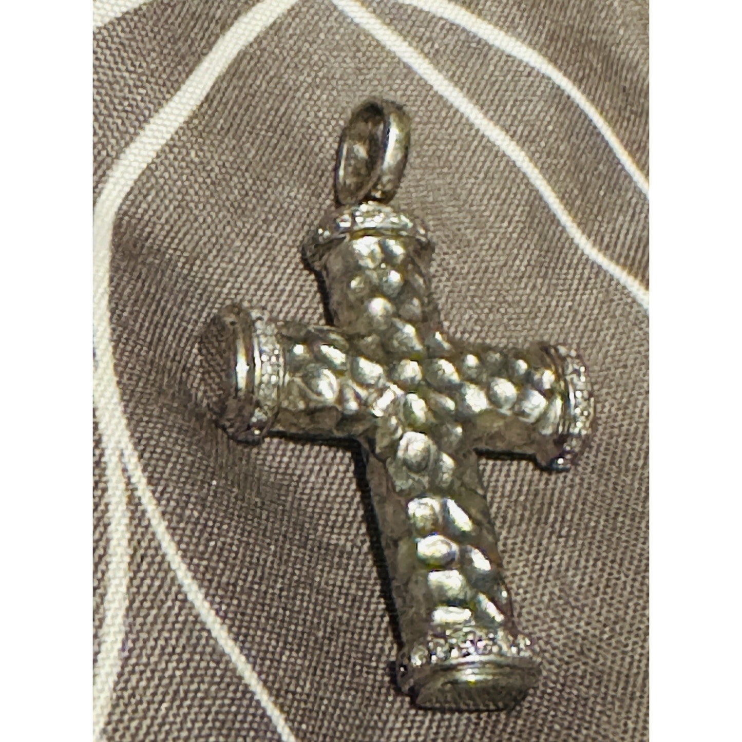 BH 925 Sterling Silver Diamond Accent Nugget Cross Pendant 7.4g 1.6”