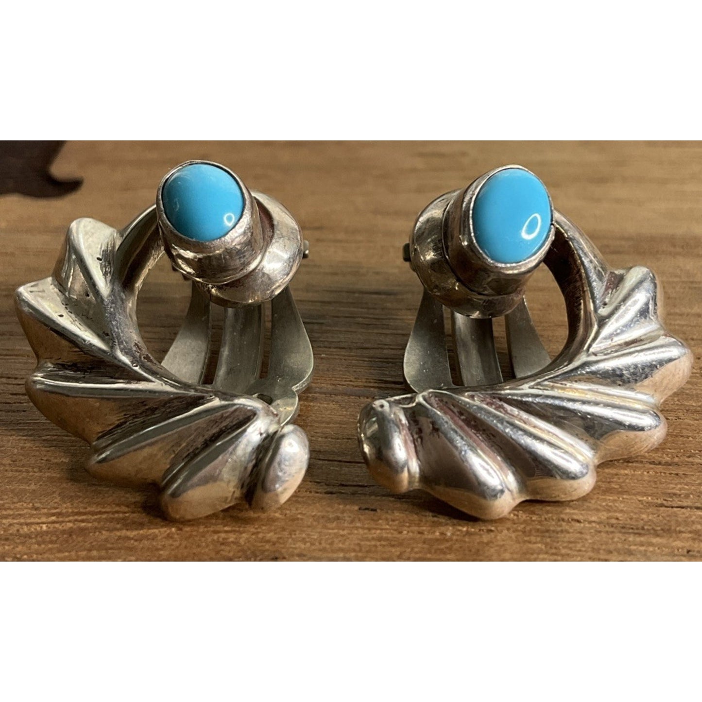 Vintage Robins Egg Turquoise Clip On Sterling Silver Earrings Fan Shell 11 Grams