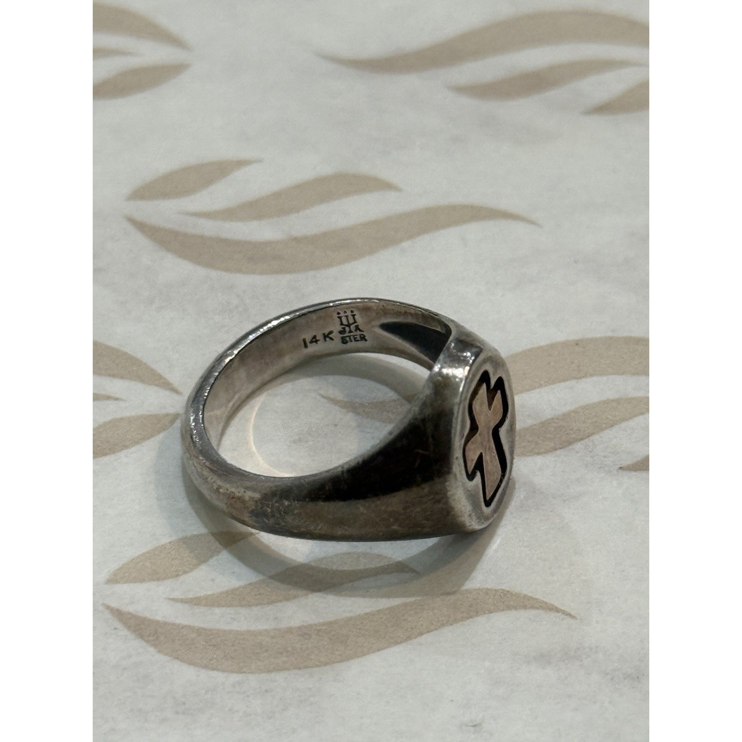 James Avery Retired Sterling Silver Band & 14kt Gold Cross Ring Size 5 Pre-Owned