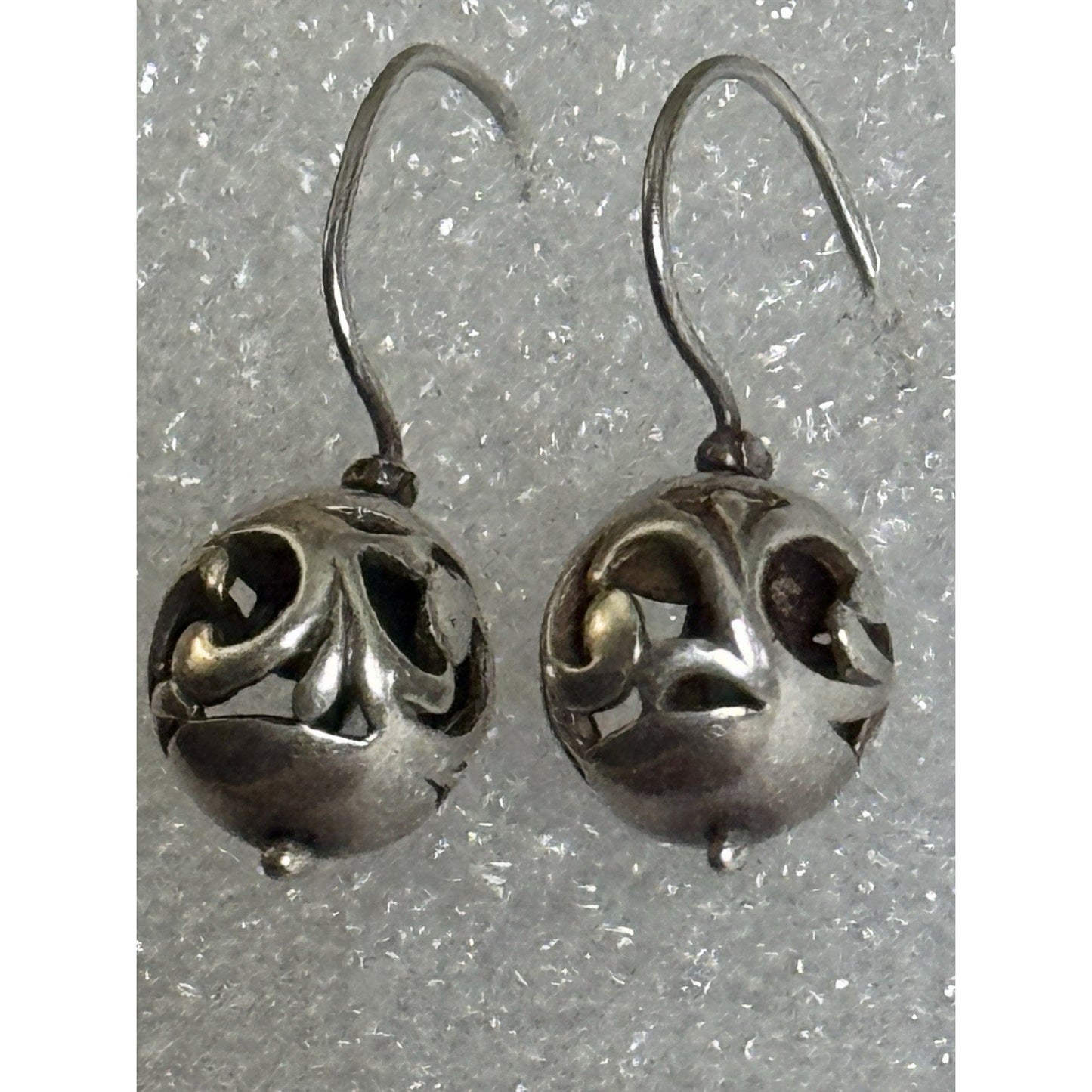 Silpada Sterling Silver Simple Delight Filigree Ball Bead Drop Earrings W0718