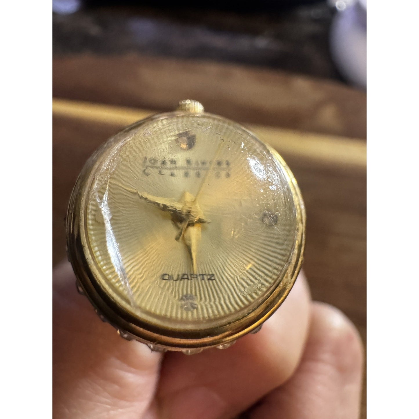 Vintage Joan Rivers Classics Quartz Bow Egg Watch Pendant On Gold Tone 30” Chain