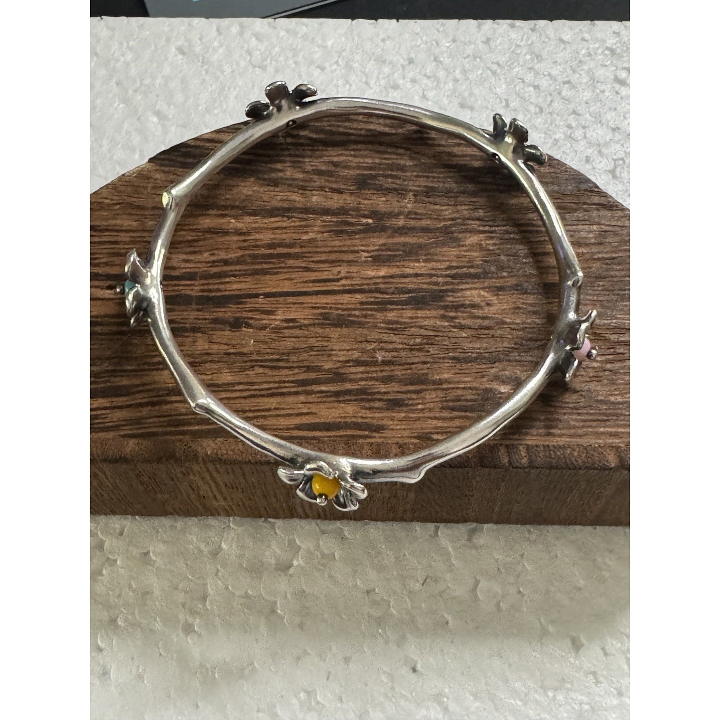 Pre owned James Avery Retired Spring Blossom Twig Branch Bracelet M