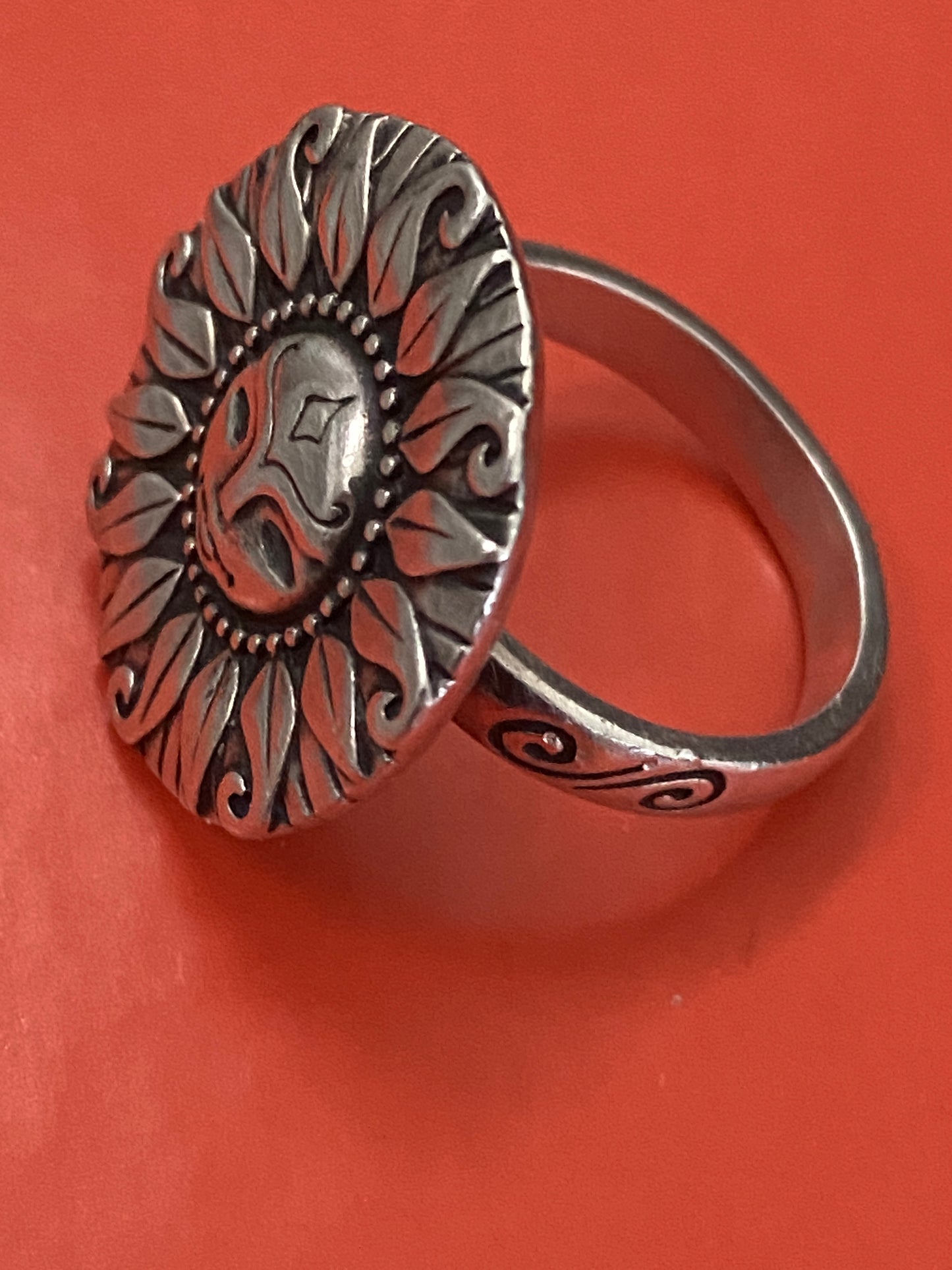 Preowned James Avery Retired HTF You Are My Sunshine Silver Ring Size 10.5