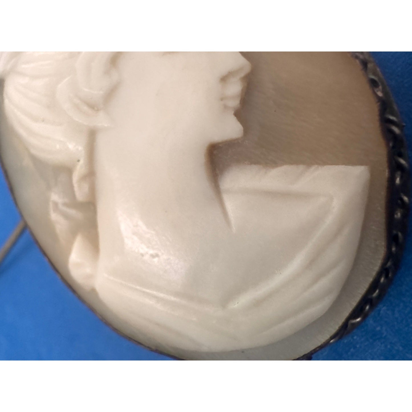 Vintage Hand Carved Shell Cameo 800 Silver European Brooch Or Pendant 1.5”