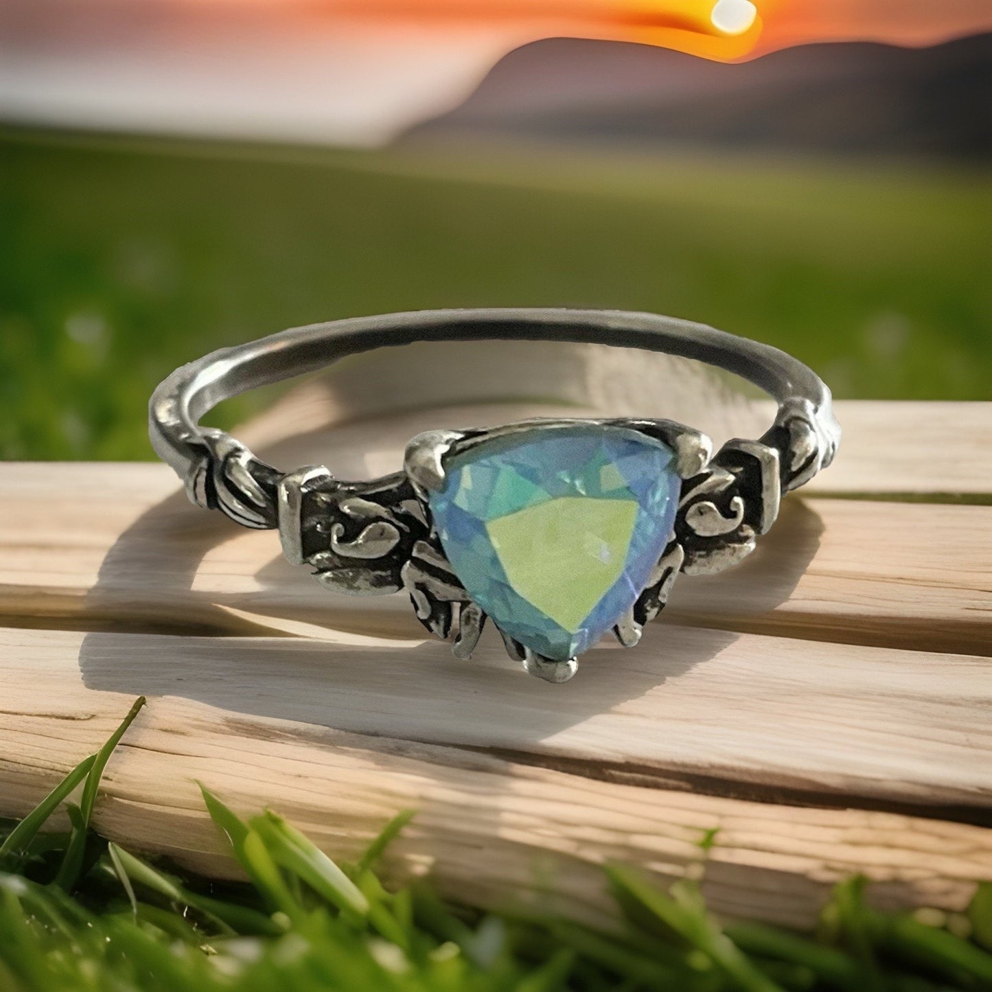 Vintage Sterling Silver Blue Iridescent Ring Size 10.5