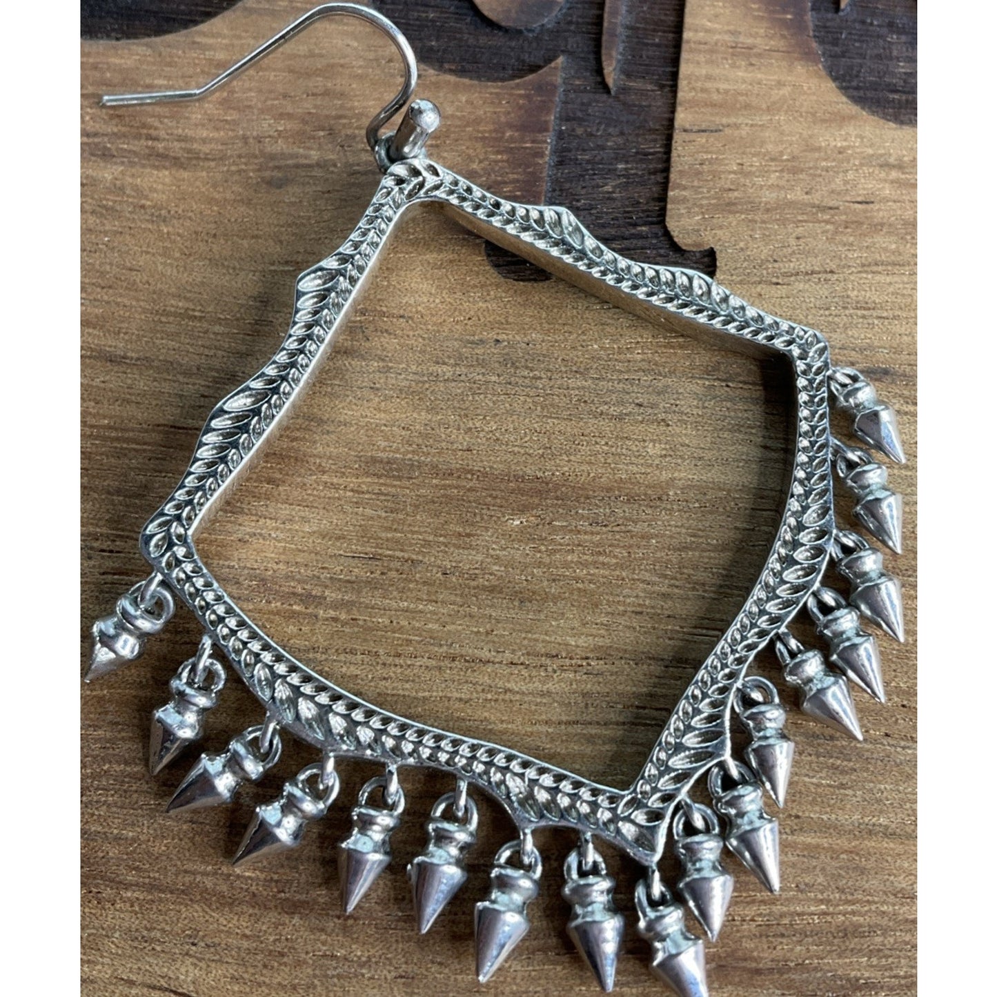 Retired Kendra Scott Geometric Silver Tone Dangle Lacy Fringe Earrings