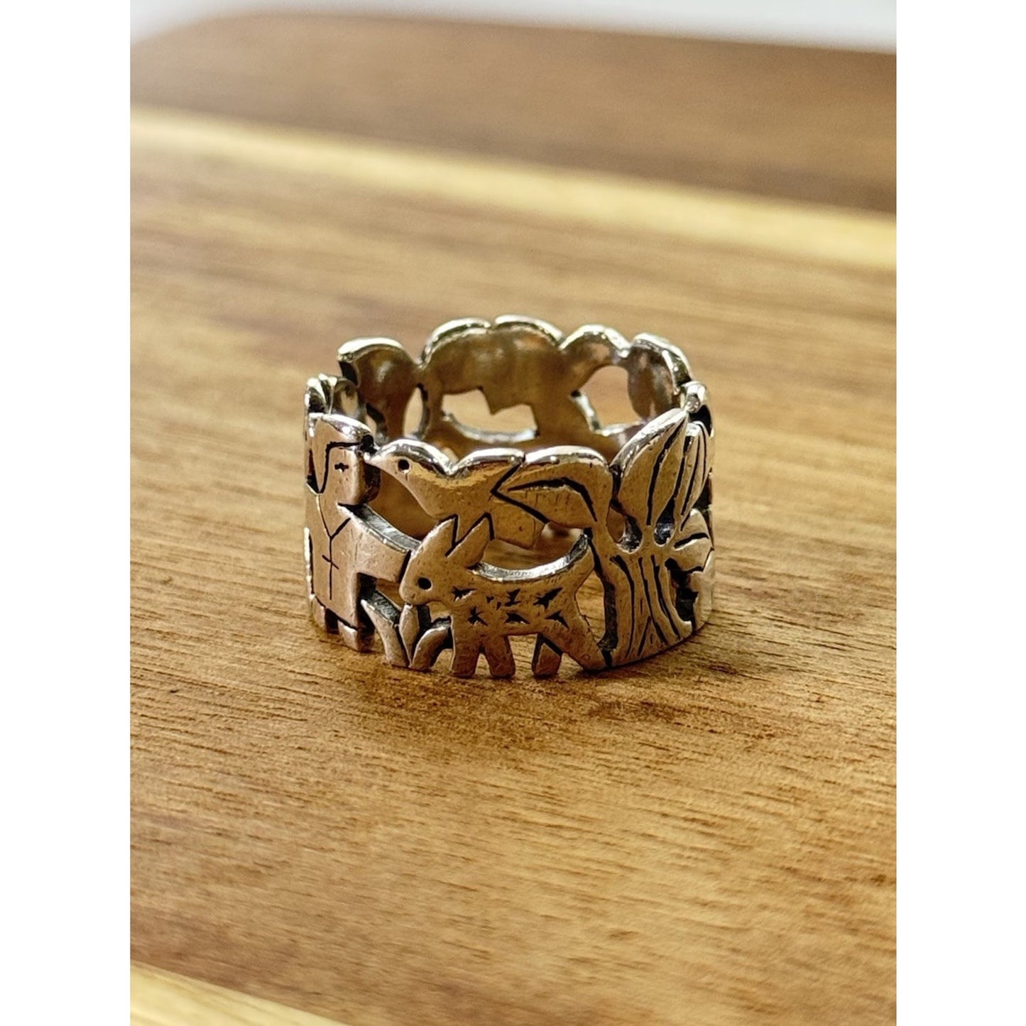 James Avery RETIRED Sterling Silver St. Francis Loves The Animals Ring Size 9