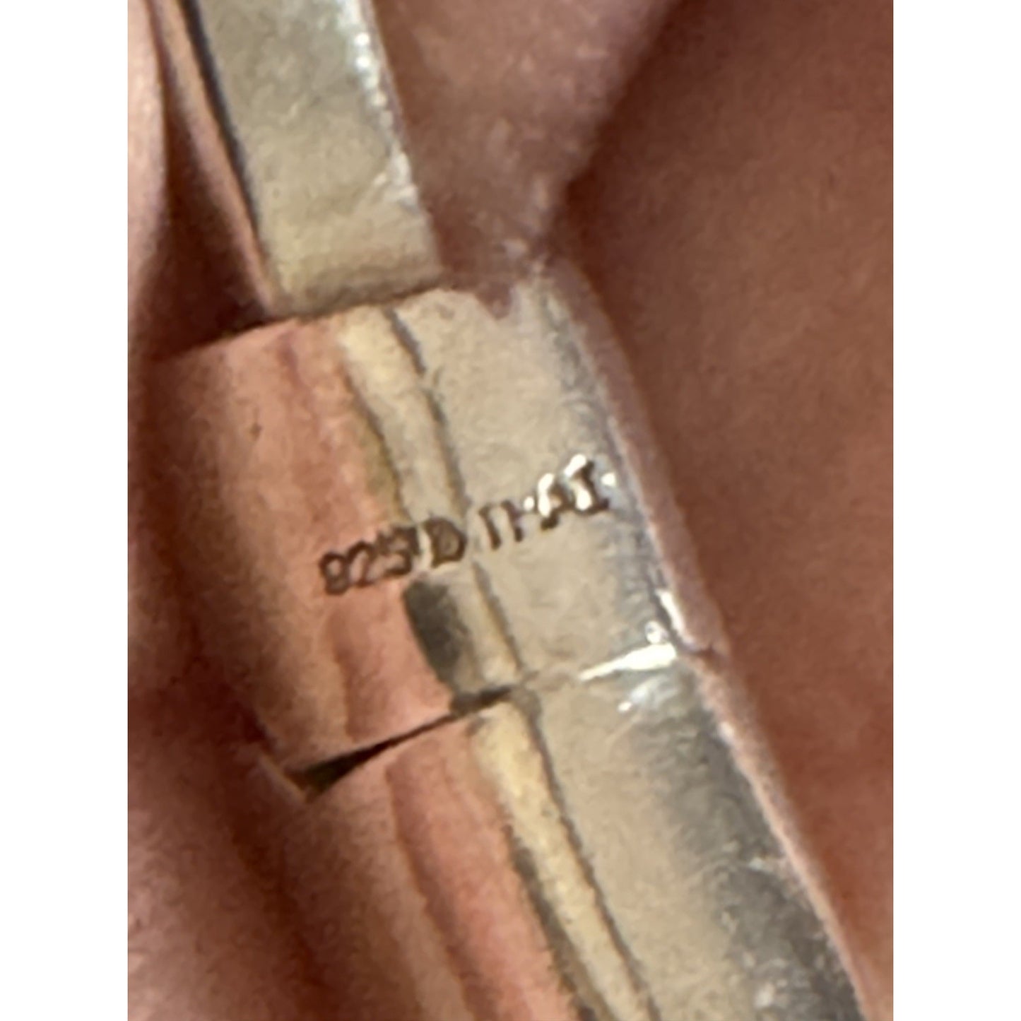 Vintage Sterling Sterling 925 Crossover Hinged Bangle Bracelet