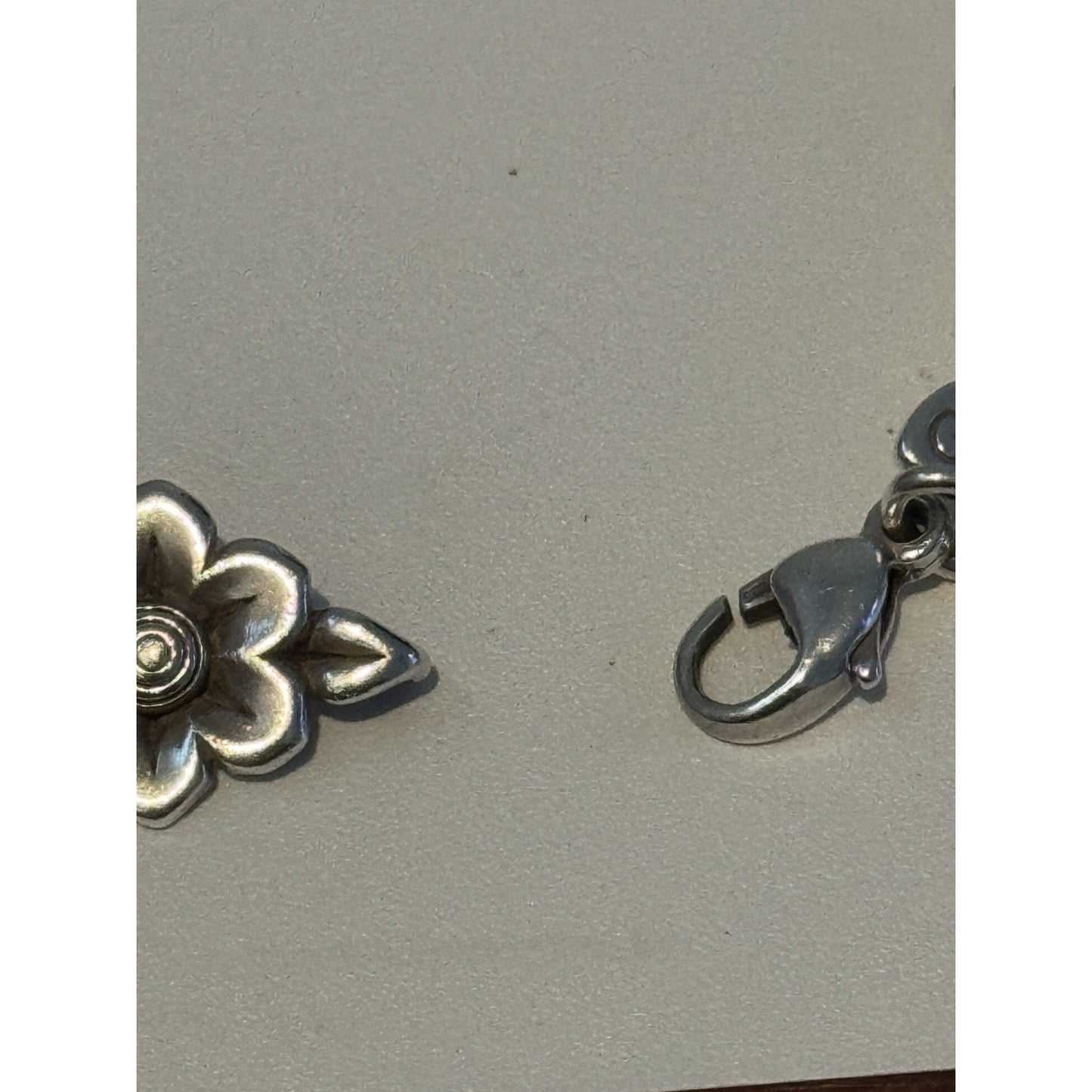 Pre owned James Avery Retired HTF Silver Butterflies In Bloom Flower Bracelet 7 3/4”
