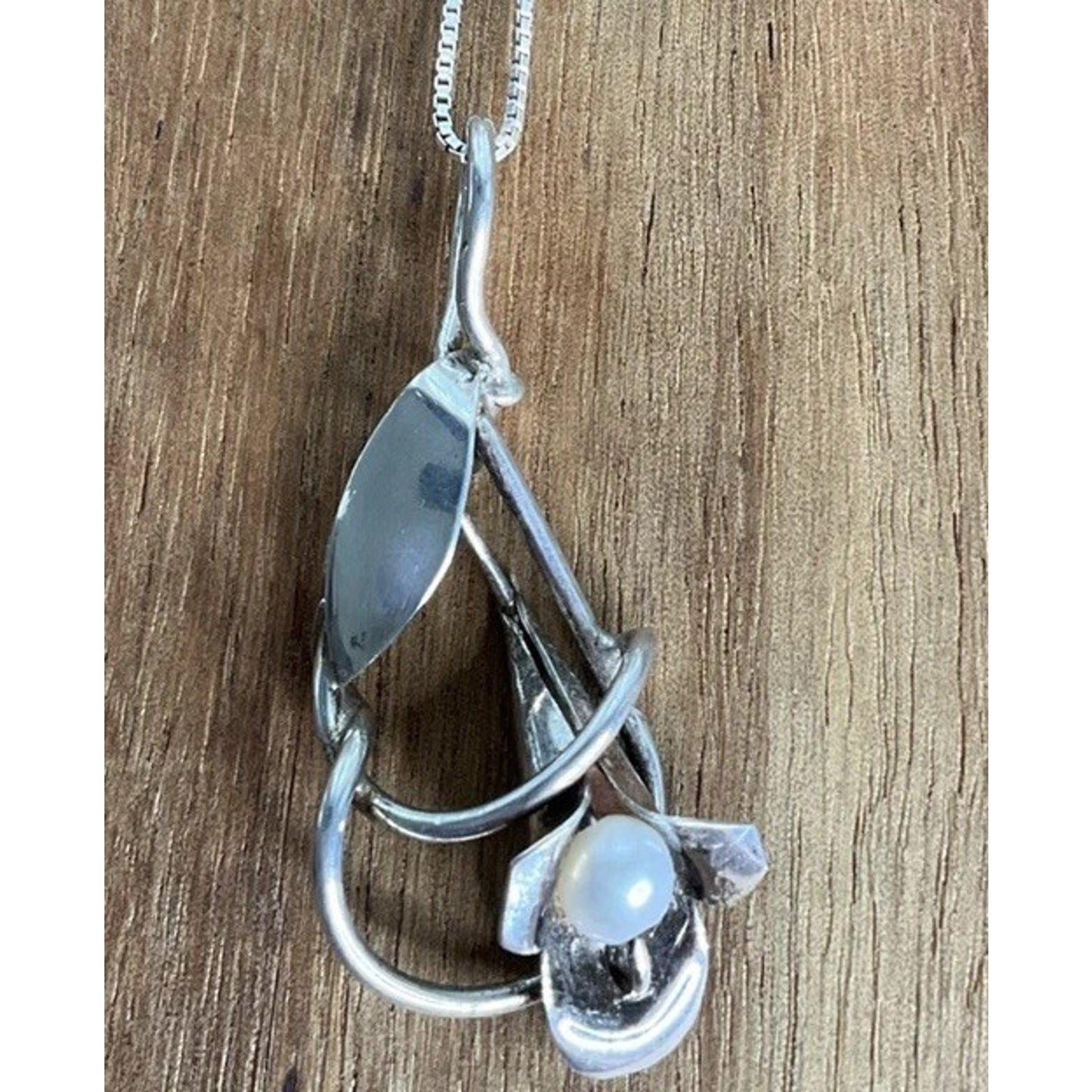 Vintage Sterling Silver Genuine Pearl Flower Pendant and 925 Necklace