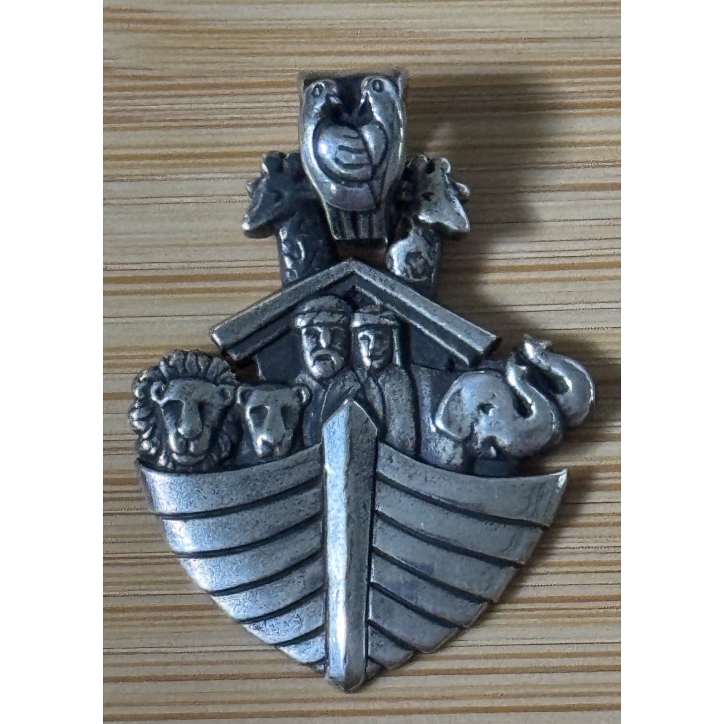 James Avery RETIRED Noah's Ark Sterling Silver Pendant 8.63 Grams Very Detailed