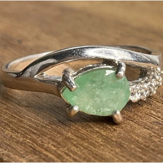 925 Sterling Silver Green Stone Ring Size 8 Oval Cabochon CZ Accent Ring