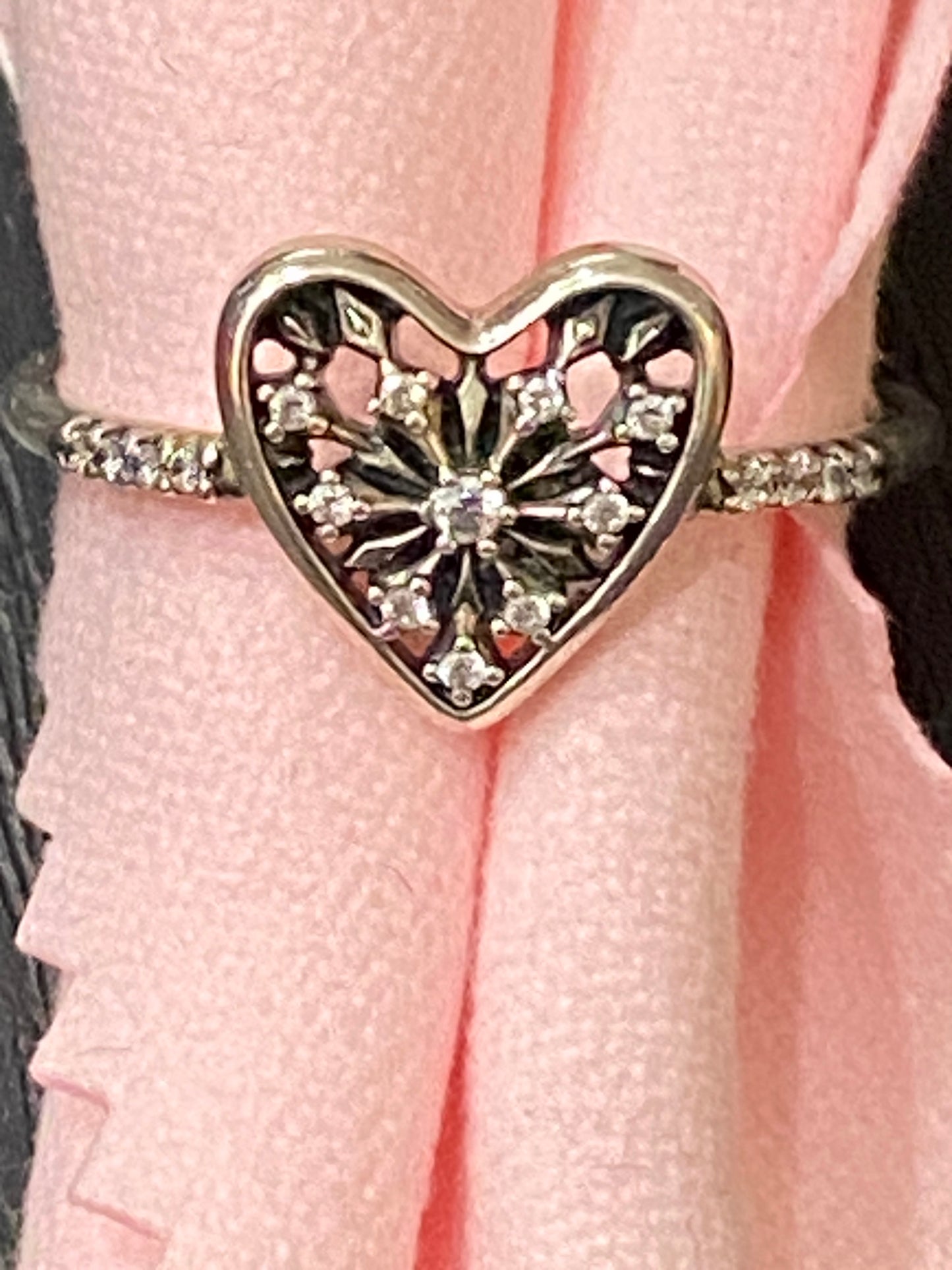 Pandora 925 Heart of Winter Ring with CZs Size 9 /60 196371CZ