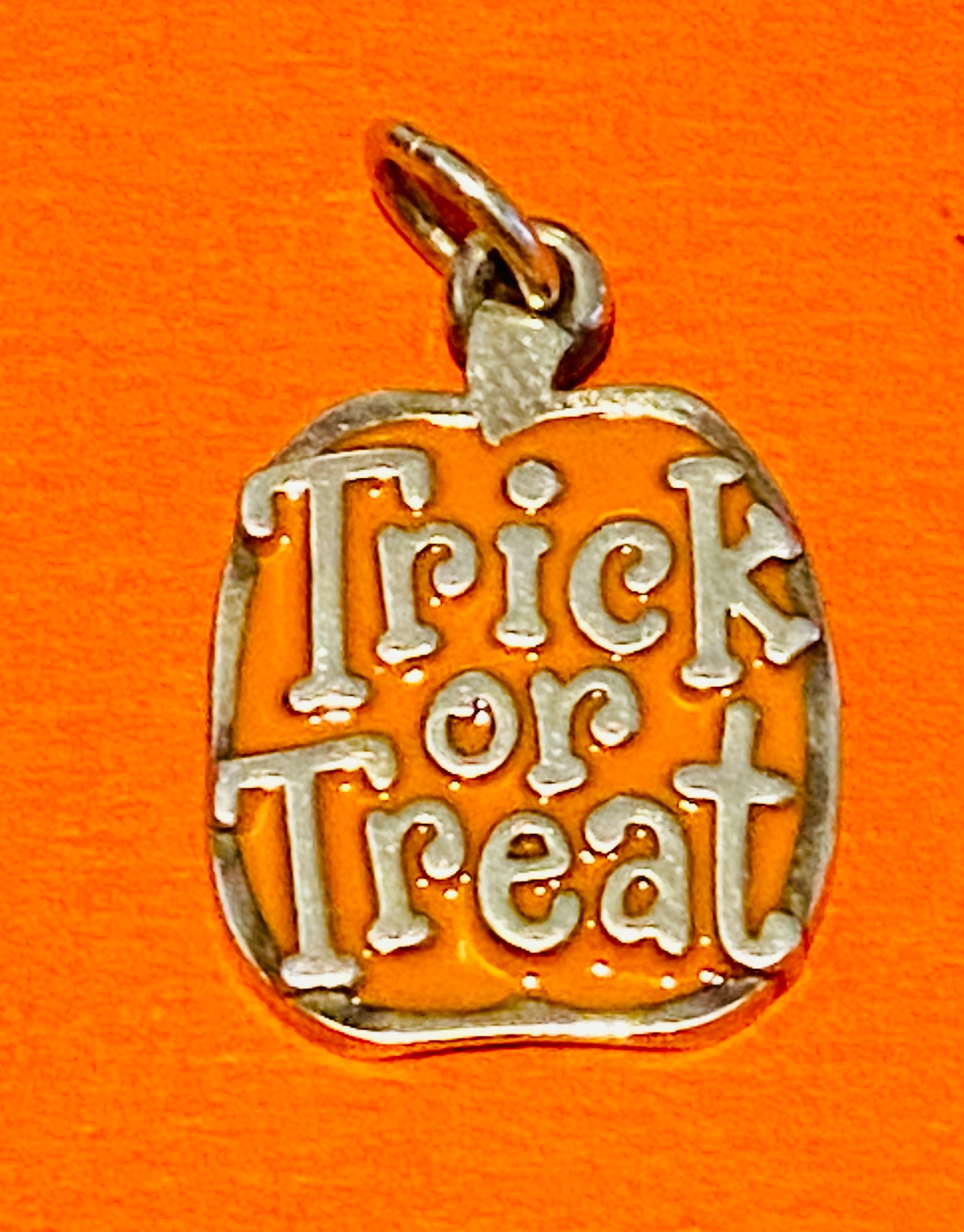 Preowned James Avery Retired Enamel and Silver Halloween Trick or Treat Pumpkin Charm