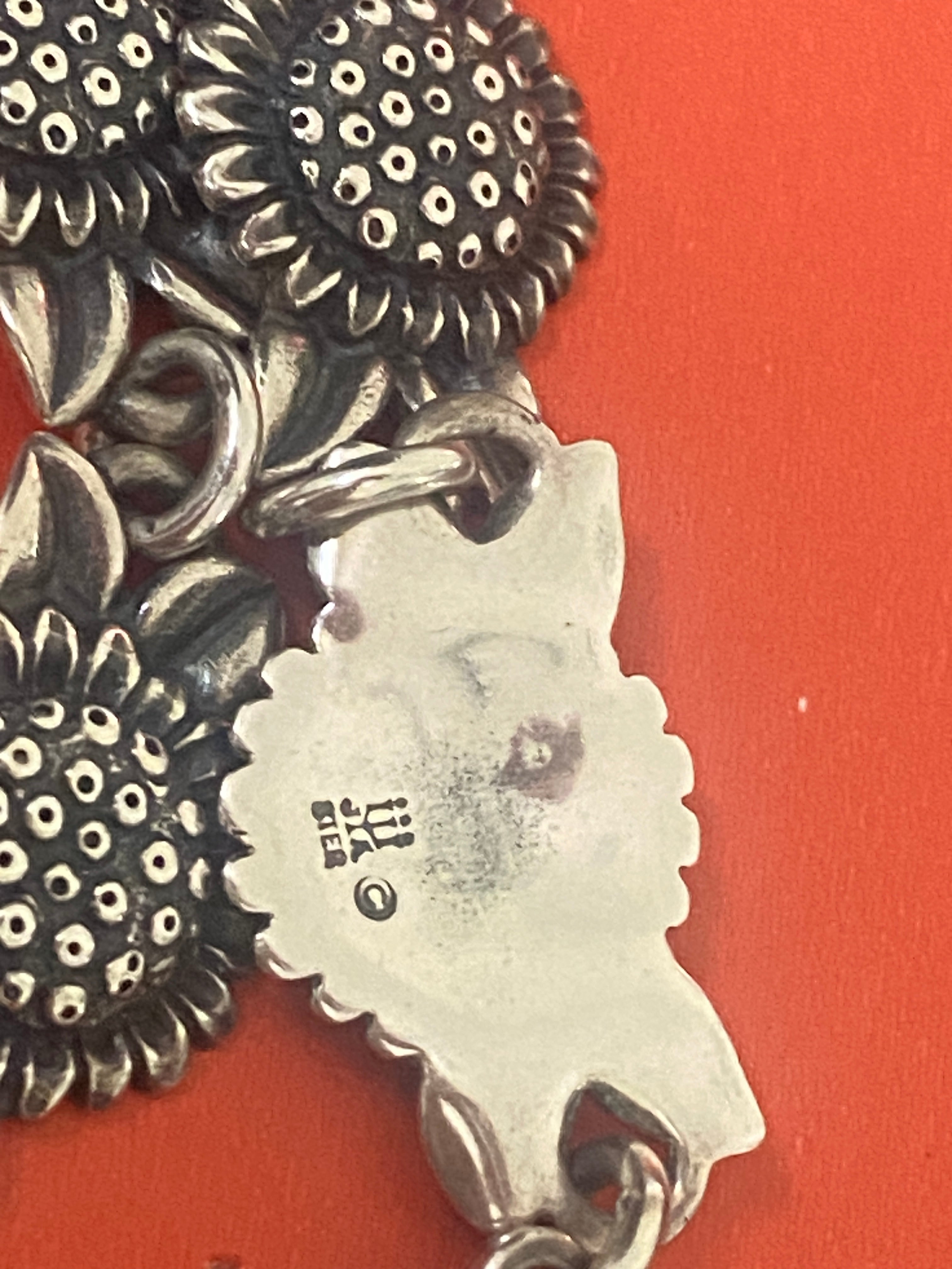 Unique retired jamesavery sold sunflower charm