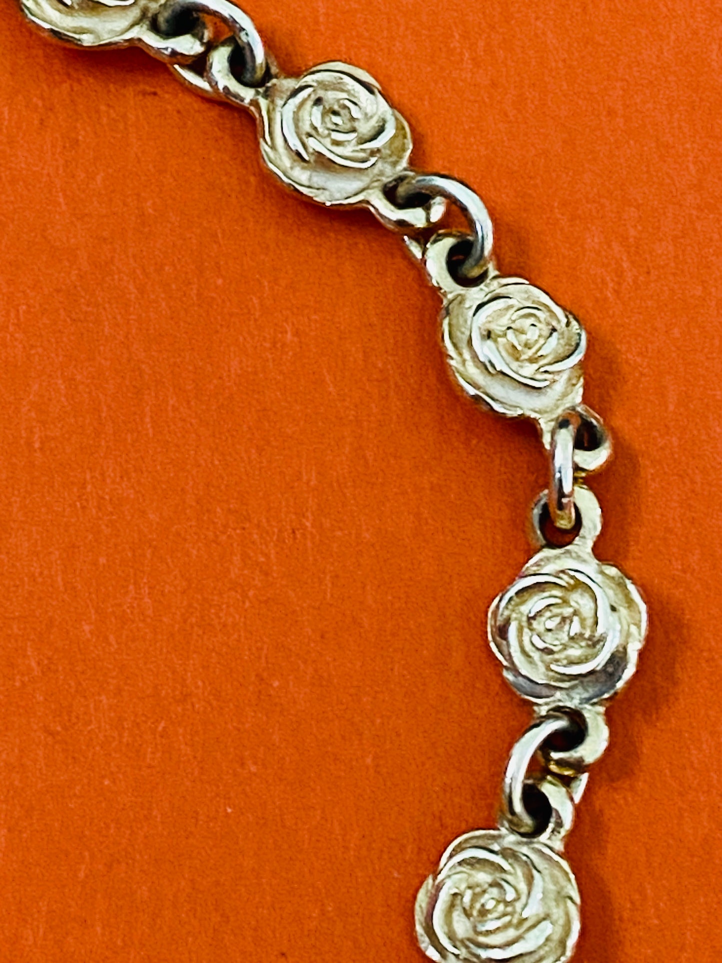 Preowned James Avery Retired Hard to Find 14k Gold Rose Bracelet 7.5”