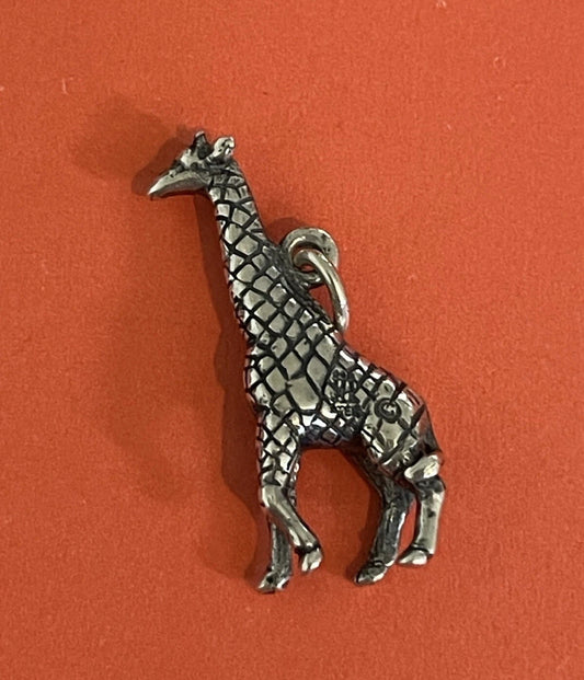 Preowned James Avery Retired Silver Giraffe Charm