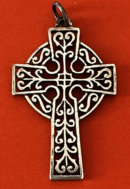 Preowned James Avery Retired Sterling Silver Adorned Celtic Cross Pendant 1.5”