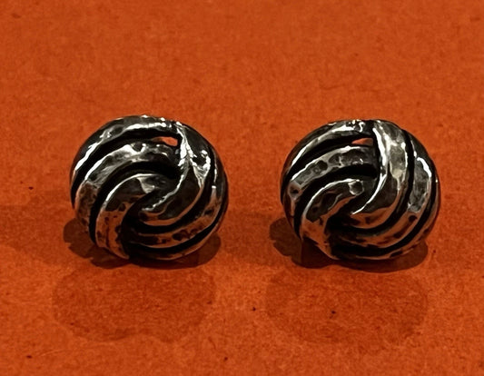 Preowned James Avery Retired Sterling Silver Hammered Lovers Knot Studs