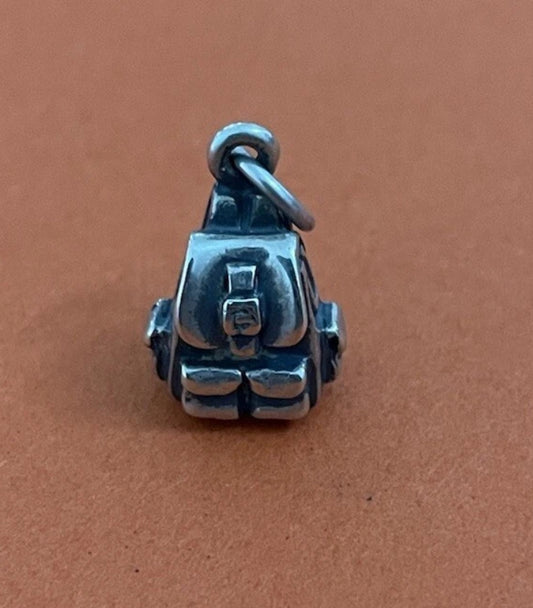 Preowned James Avery Retired Silver Vintage Backpack Charm