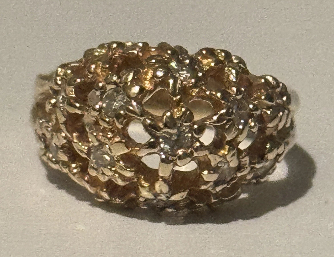 Preowned James Avery Retired RARE 14k Gold Small Daisy Diamond Ring Size 7.5 (.33 tcw)