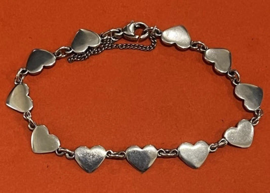 Preowned James Avery Retired Sterling Silver Heart Link Bracelet