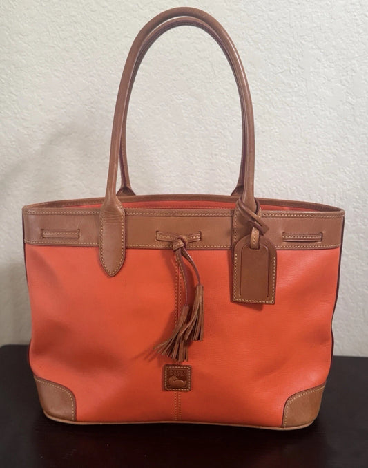Preowned VINTAGE Dooney & Bourke Tote Bag Purse Saffiano Tassel Orange w/ Brown Trim