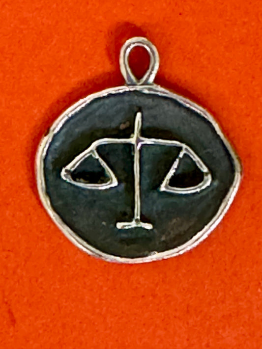 Pre Owned James Avery Retired RARE Abstract LIBRA Zodiac Silver Charm or Pendant 1”