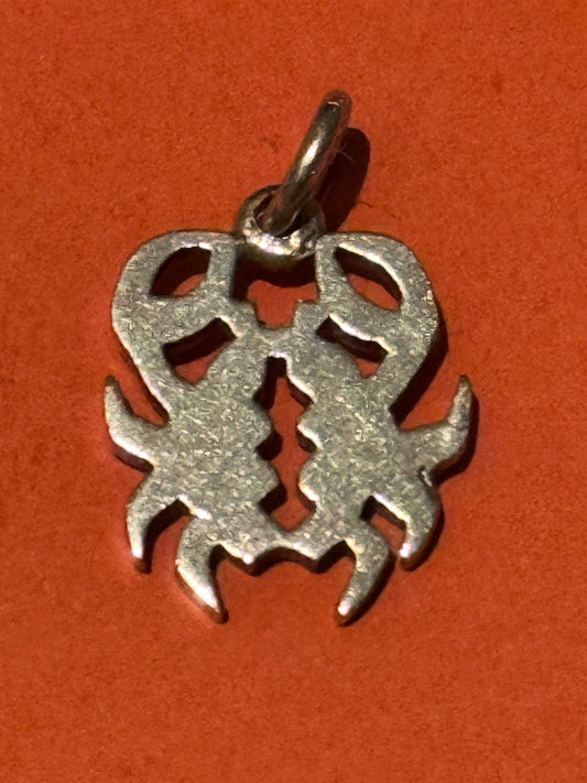 Pre Owned James Avery Retired Rare Hard to Find Silver Scorpio Scorpion Zodiac Charm