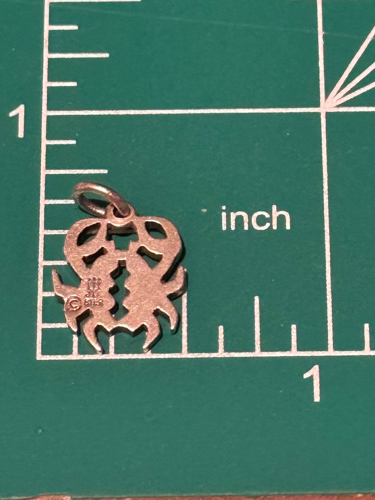 Pre Owned James Avery Retired Rare Hard to Find Silver Scorpio Scorpion Zodiac Charm