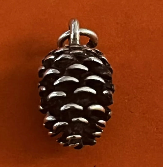Pre Owned James Avery Retired 3D Silver Pinecone Charm