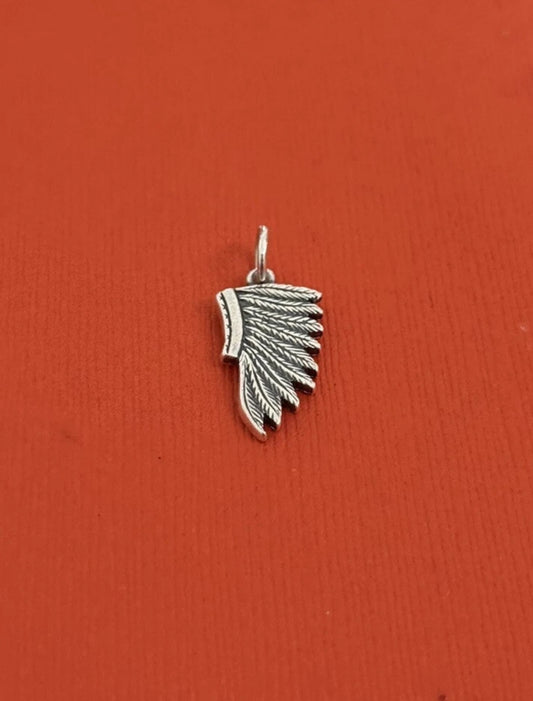 Pre-Owned James Avery Retired Sterling Silver Indian Headdress Charm